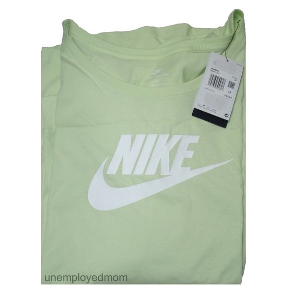 Women's Nike Athletic Tee Long Sleeve Sportswear Active Wear Top Sport Shirt 3X - Picture 2 of 7